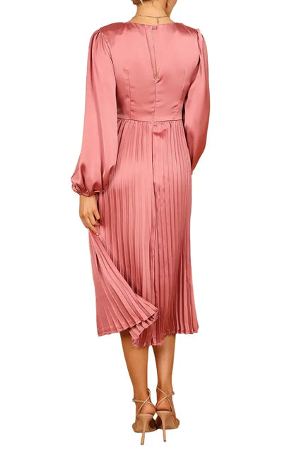 Modern A-Line V Neck Long Sleeve Satin Tea-Length Prom Dress