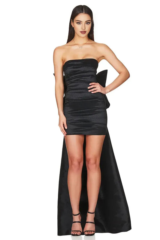Modern Sheath/Column Strapless Sleeveless Satin Short-Mini Homecoming Dress