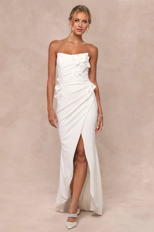 Off-the-Shoulder Glamorous Adoration White Strapless Floral Applique Wedding Dress