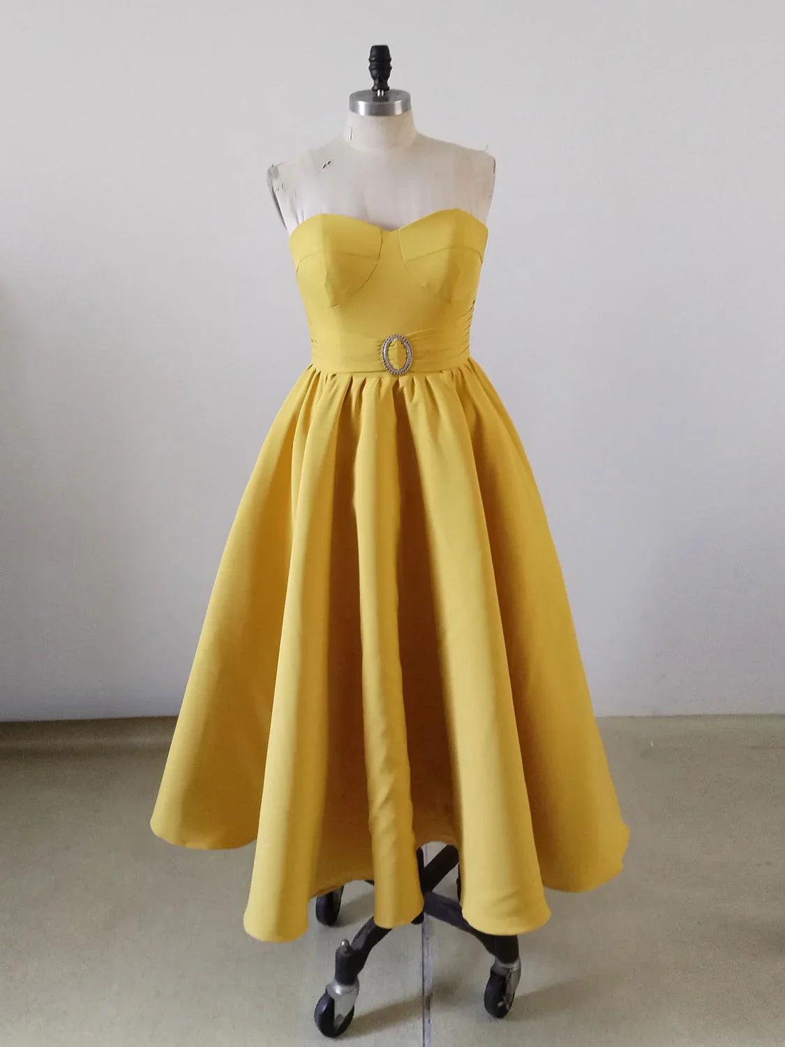 Off-the-Shoulder Sweetheart Neck Satin Tea Length Homecoming Dress