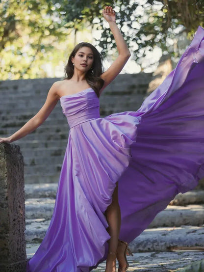 Trendy A-Line/Princess Strapless Sleeveless Zipper Up Sweep/Brush Train Prom Dress