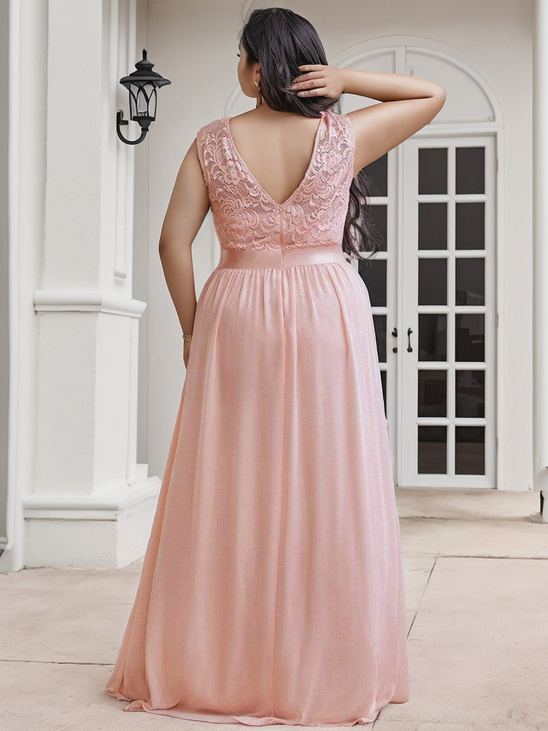 Plus Size Classic Round Neck V Back A-Line Chiffon Bridesmaid Dresses with Lace