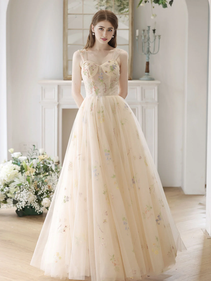A-line Sweetheart Neck Tulle Lace Prom Dress
