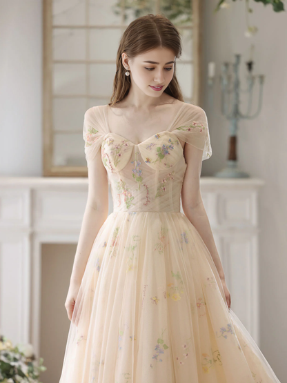 A-line Sweetheart Neck Tulle Lace Prom Dress