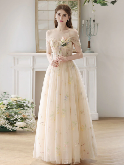 A-line Sweetheart Neck Tulle Lace Prom Dress