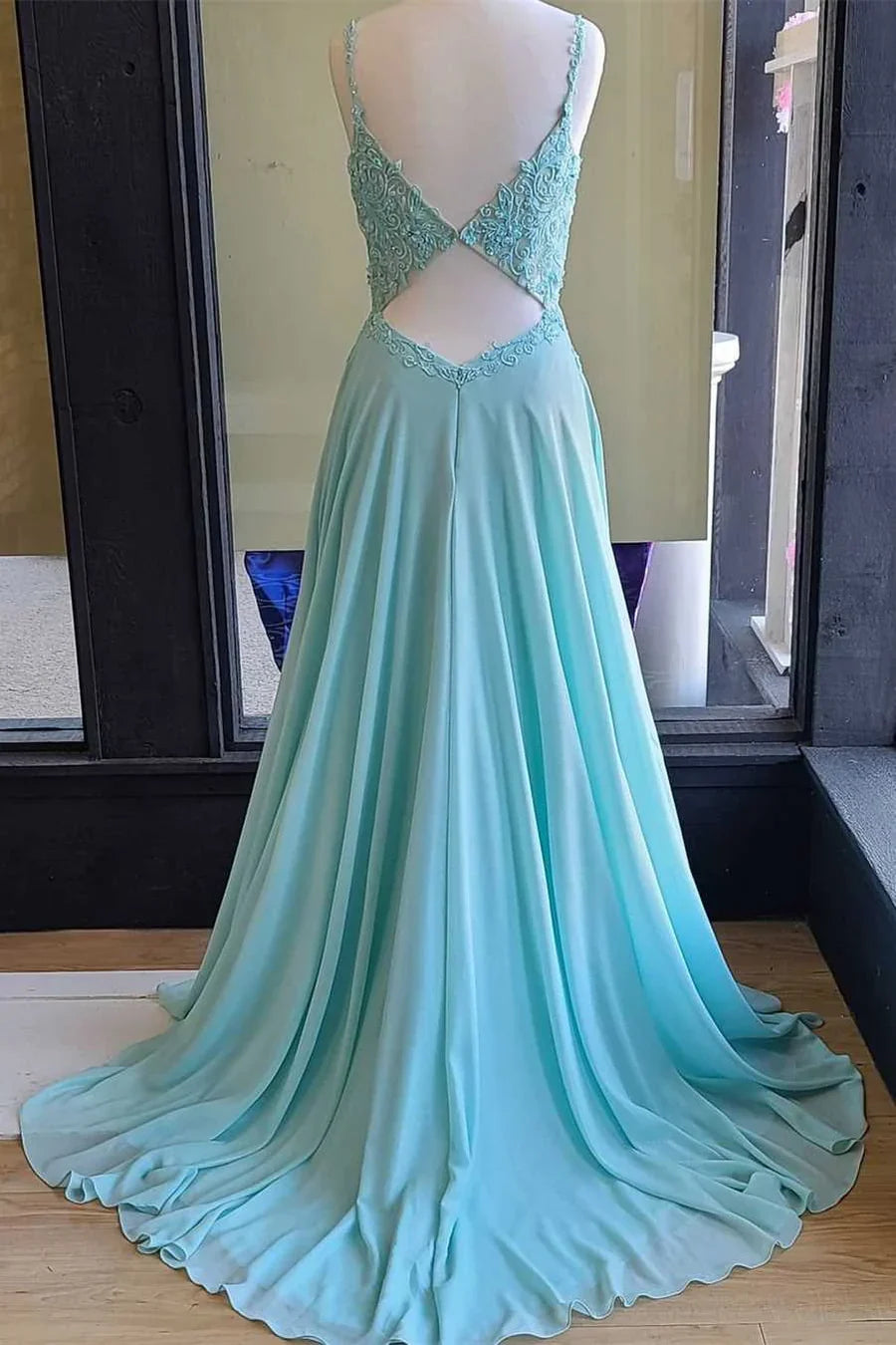A-line Applique Chiffon Long Prom Dress