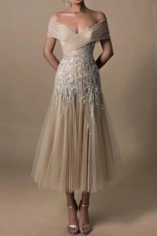 A-line Elegant Lace Appliques Off Shoulder Princess Sleeveless Prom Dress