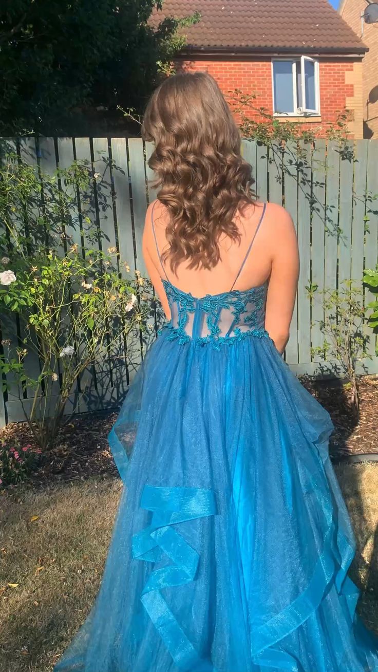 A-line Spaghetti Straps V Neck Tulle Lace Long Prom Dress