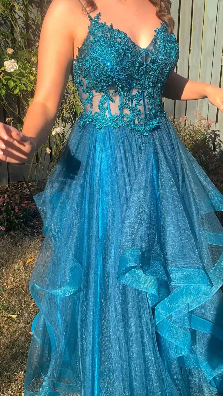A-line Spaghetti Straps V Neck Tulle Lace Long Prom Dress