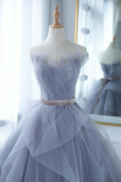 A-line Tulle Off-the-Shoulder Train Prom Dress With Applique