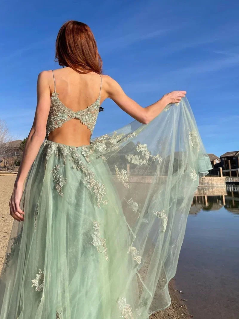 A-line Tulle Lace Backless Prom Dress With Applique
