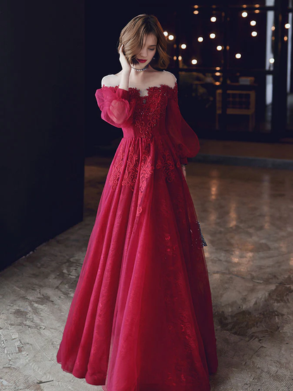 A-line Tulle Lace Off-the-Shoulder Prom Dress With Applique