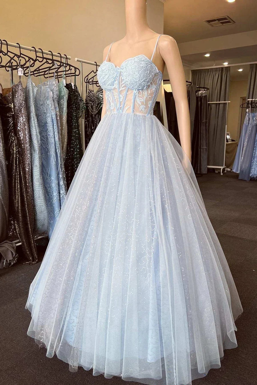 A-Line Floral Lace Sweetheart Prom Dress