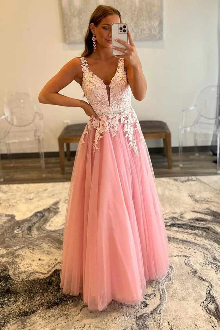 A-Line Lace Embroidered Backless Prom Dress ﻿