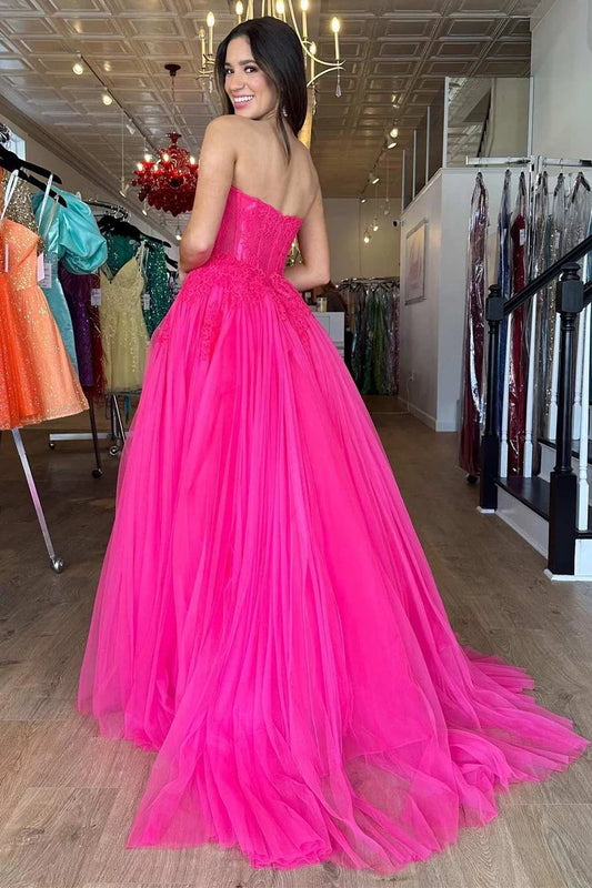 A-Line Tulle Lace Strapless Prom Dress