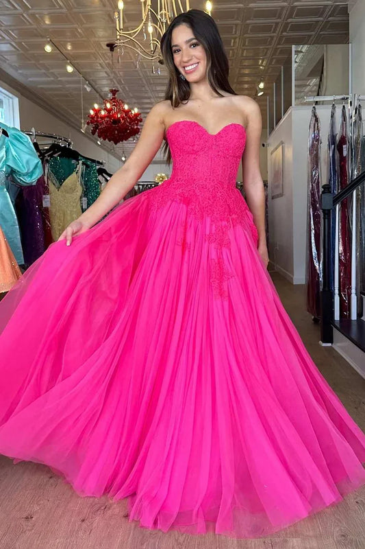 A-Line Tulle Lace Strapless Prom Dress