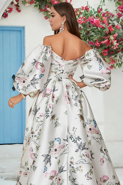 Romantic A-Line V Neck 1/2 Sleeve Zipper Up Chapel Train Wedding Dress