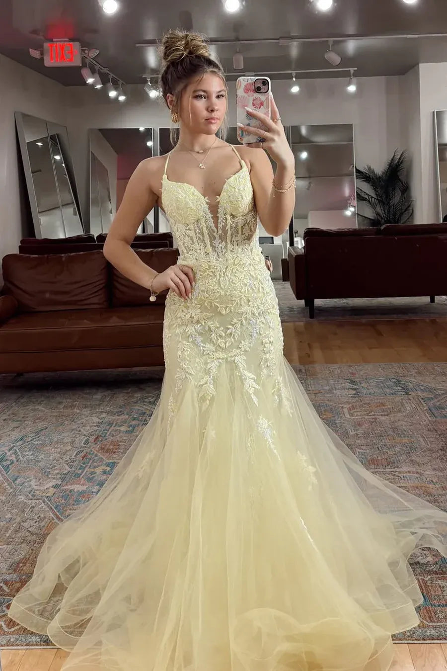 Romantic Mermaid VNeck SpaghettiStraps ZipperBack FloorLength Prom Dress