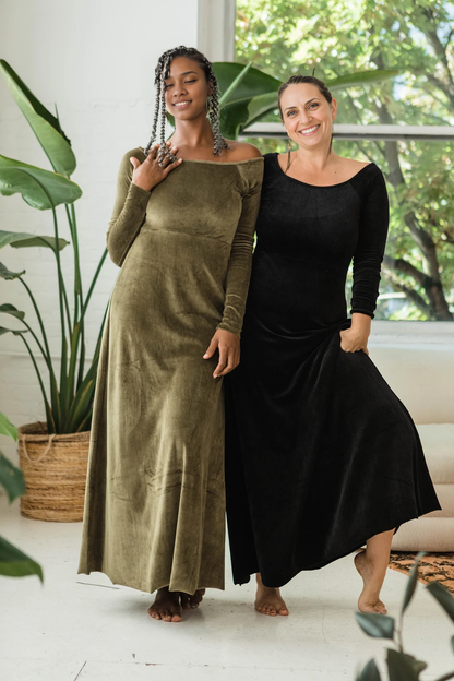 Round Neck Long Sleeves Evening Dress Velvet Dress Floor Length Prom Dress Maxi Dress