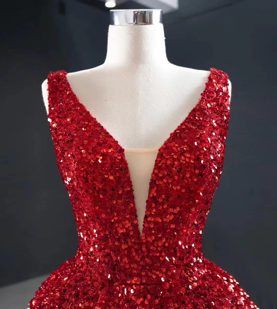 Sequins Asymmetrical Evening Dresses Sleeveless Deep V Neck With Train