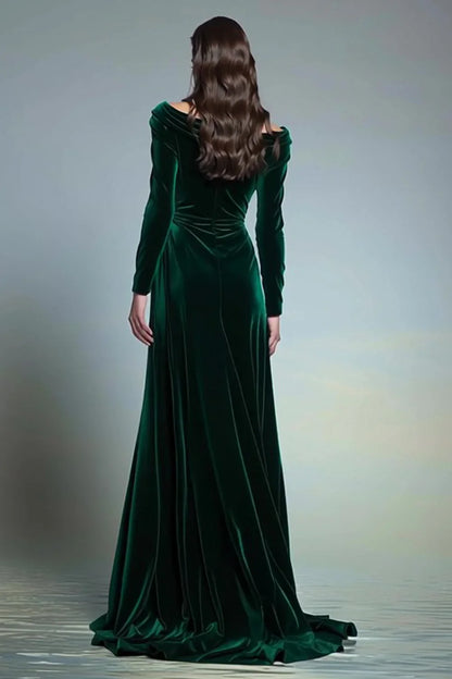 Simple Fitted Boat-Neck Long Sleeve Velvet Sweep/Brush Train Evening Dress