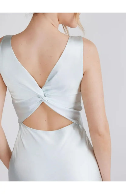 Simple Fitted V Neck Sleeveless Satin Floor-Length Prom Dress