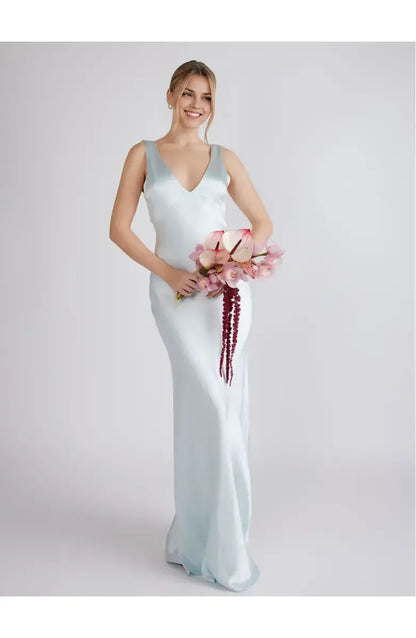 Simple Fitted V Neck Sleeveless Satin Floor-Length Prom Dress