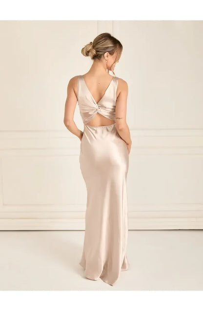 Simple Fitted V Neck Sleeveless Satin Floor-Length Prom Dress