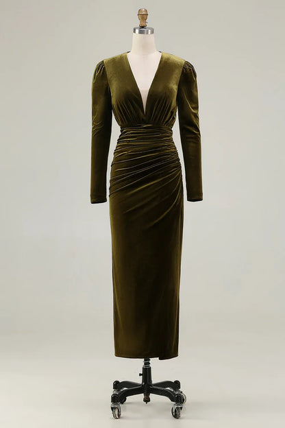 Simple Sheath/Column Deep V-Neck Long Sleeve Velvet Ankle-Length Evening Dress