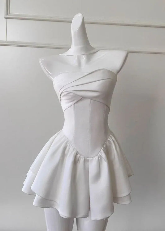Simple Strapless Sleeveless A Line Pleated Satin Short-Mini Homecoming Dress