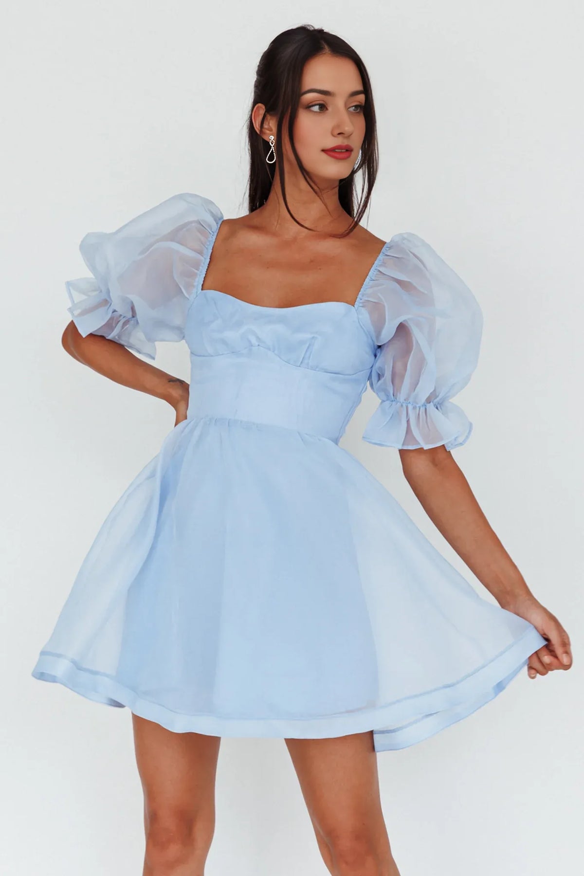 Dress Chic Pale Pink Organza Mini Dress Sweetheart Neck Puff Sleeves With Ruffle Cuffs And Cinched Waist Homecoming Dress