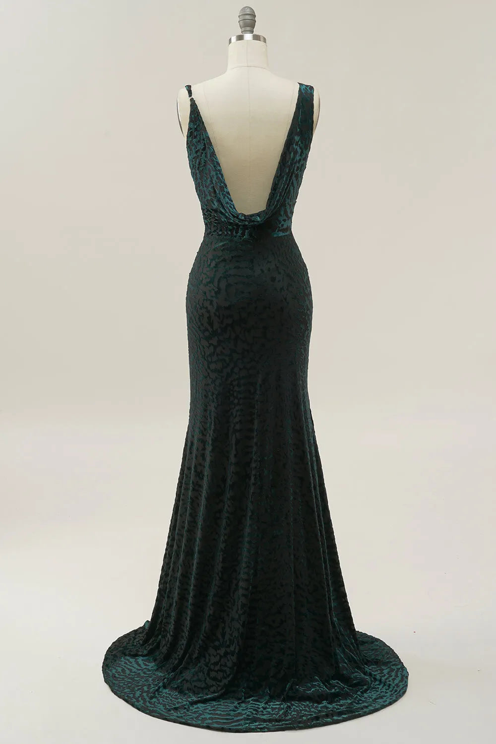 Sleeveless Backless Floor Length Mermaid V Neck Green Velvet Long Prom Dress