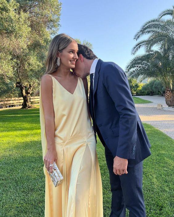Sleeveless Sexy A line V Neckline Chiffon Yellow Backless Long Prom Dresses