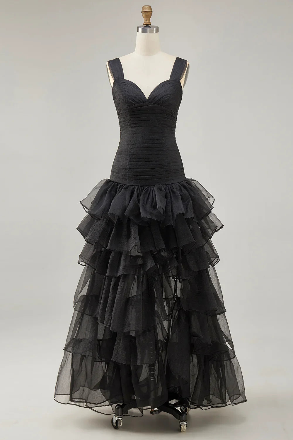 Sophisticated A Line Sweetheart Sleeveless Organza High-Low Prom Dress