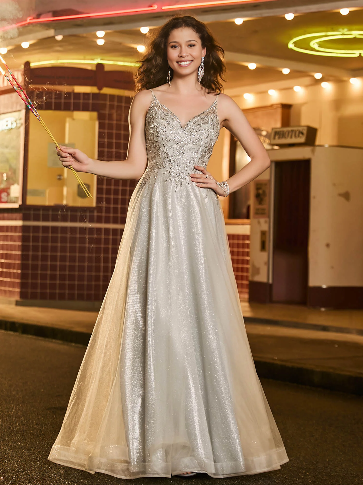 Spaghetti Straps A-line Tulle V Neck Glitter Prom Dress with Beaded Champagne