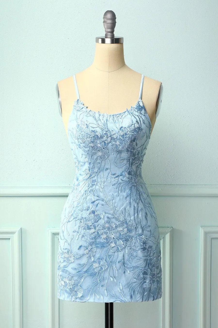 Spaghetti Straps Backless Tight Homecoming Dress with Appliques ﻿