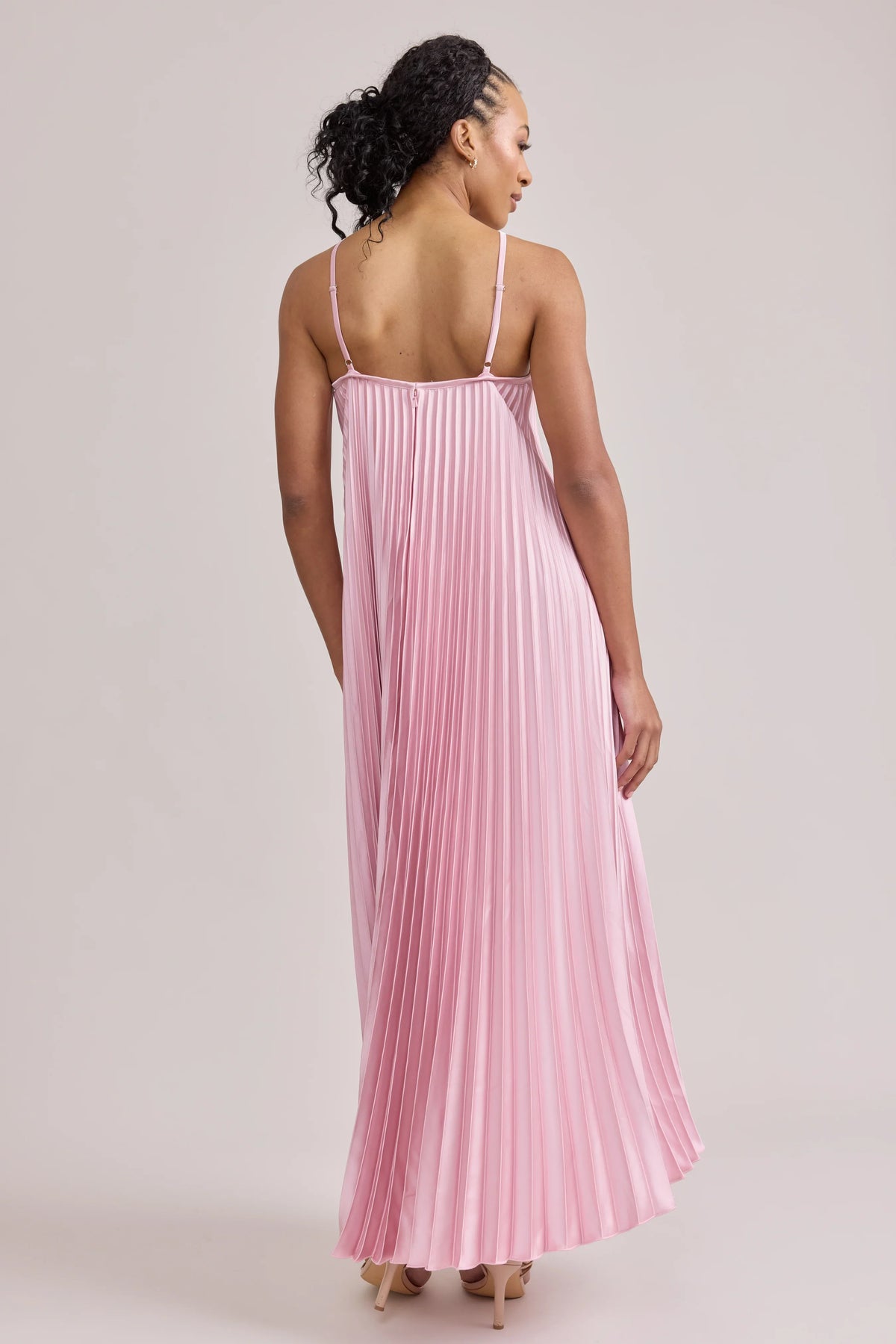 Trendy A-Line Halter Neck Sleeveless Satin Floor-Length Prom Dress