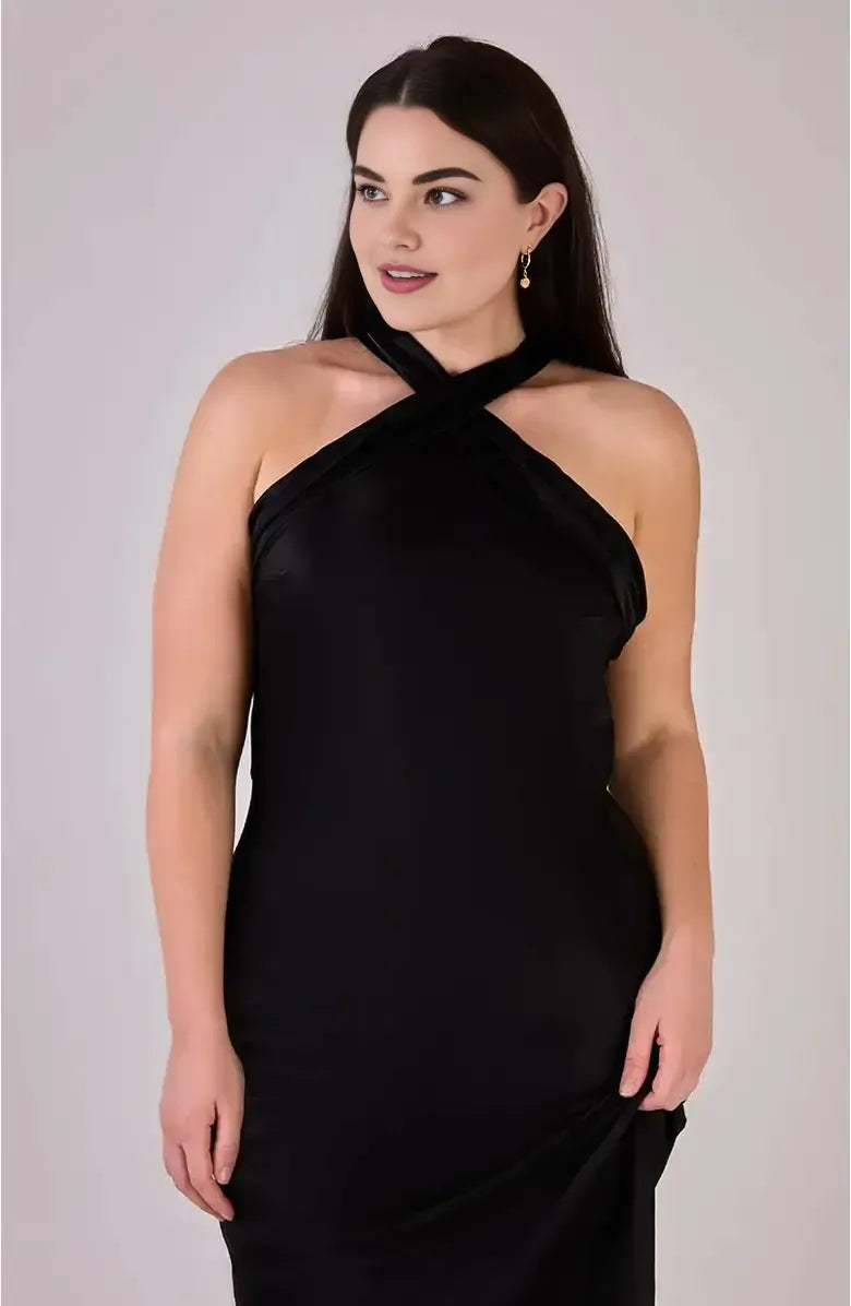 Unique Sheath Halter Neck Sleeveless Satin Floor-Length Prom Dress