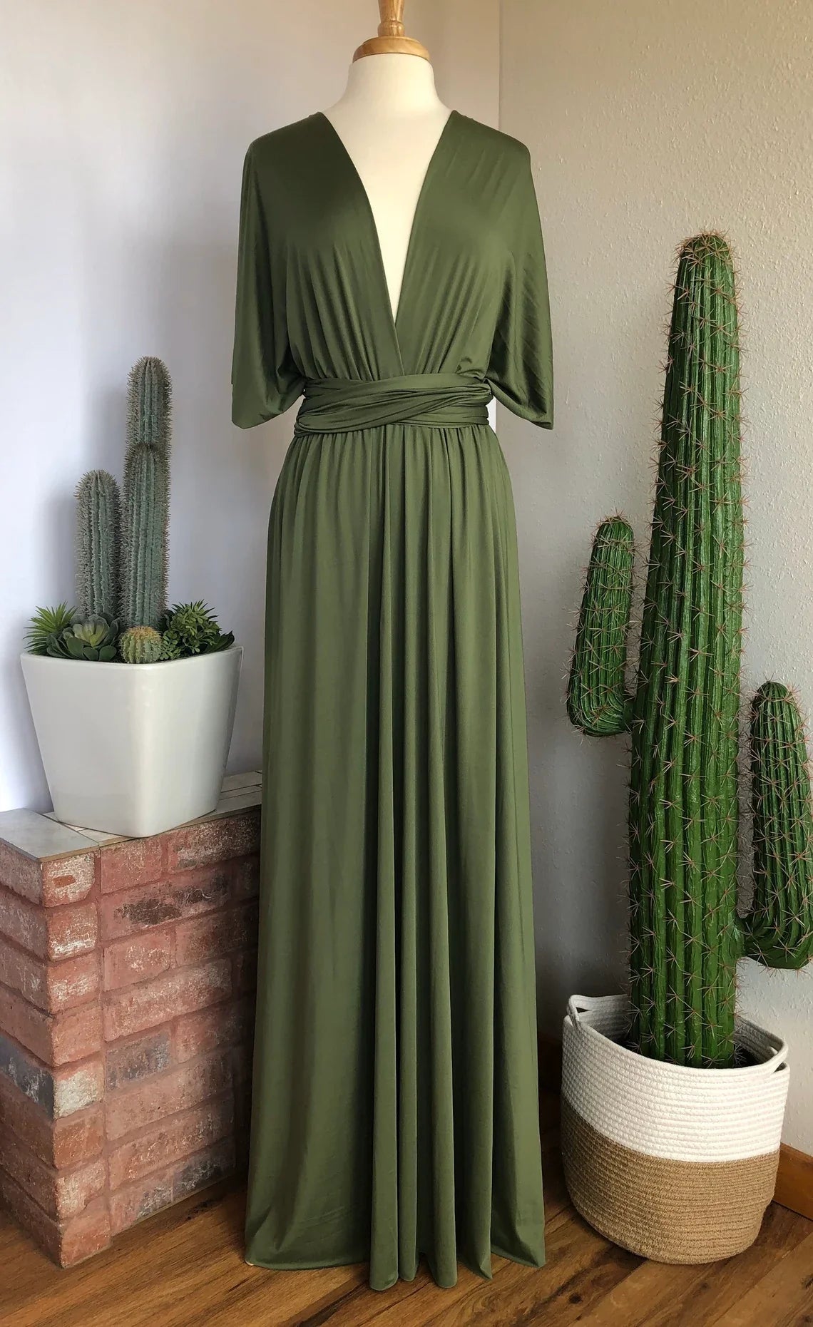 V Neck Backless A-line Simple Floor Length Sleeveless Multiway Style Bridesmaid Prom Dress