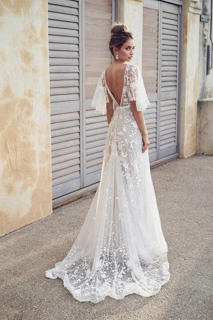 V Neck Beach Wedding Dresses Backless Train With Lace Appliques