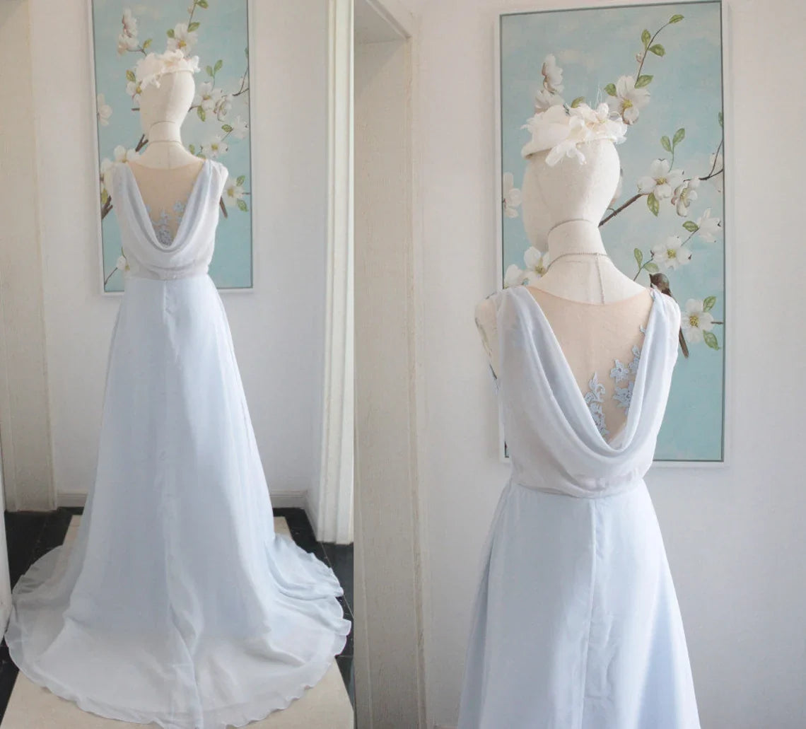 V Neck Dusty Blue Cowl Back Bridesmaid Dress With Lace Applique Sleeveless Elegant Chiffon Prom Evening Bridesmaid Dress With Slit