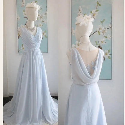 V Neck Dusty Blue Cowl Back Bridesmaid Dress With Lace Applique Sleeveless Elegant Chiffon Prom Evening Bridesmaid Dress With Slit