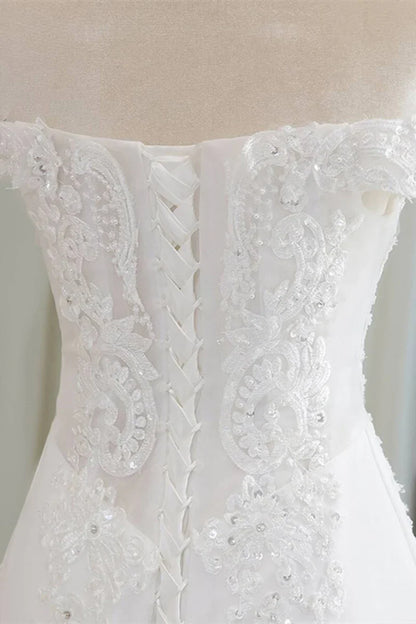 Lace Off-the-Shoulder Trumpet Long Wedding Dress