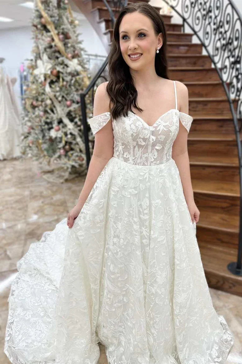 A-Line Floral Lace Wedding Dress With Train