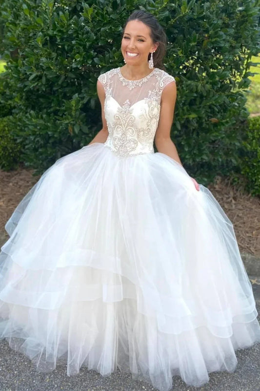 Beading Sweetheart Tiered Wedding Dress With Round Neck