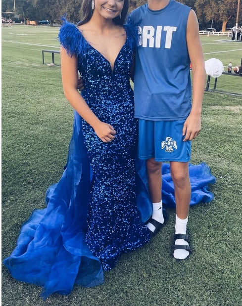 Sequin Deep V Neck Mermaid Prom Dress with Train