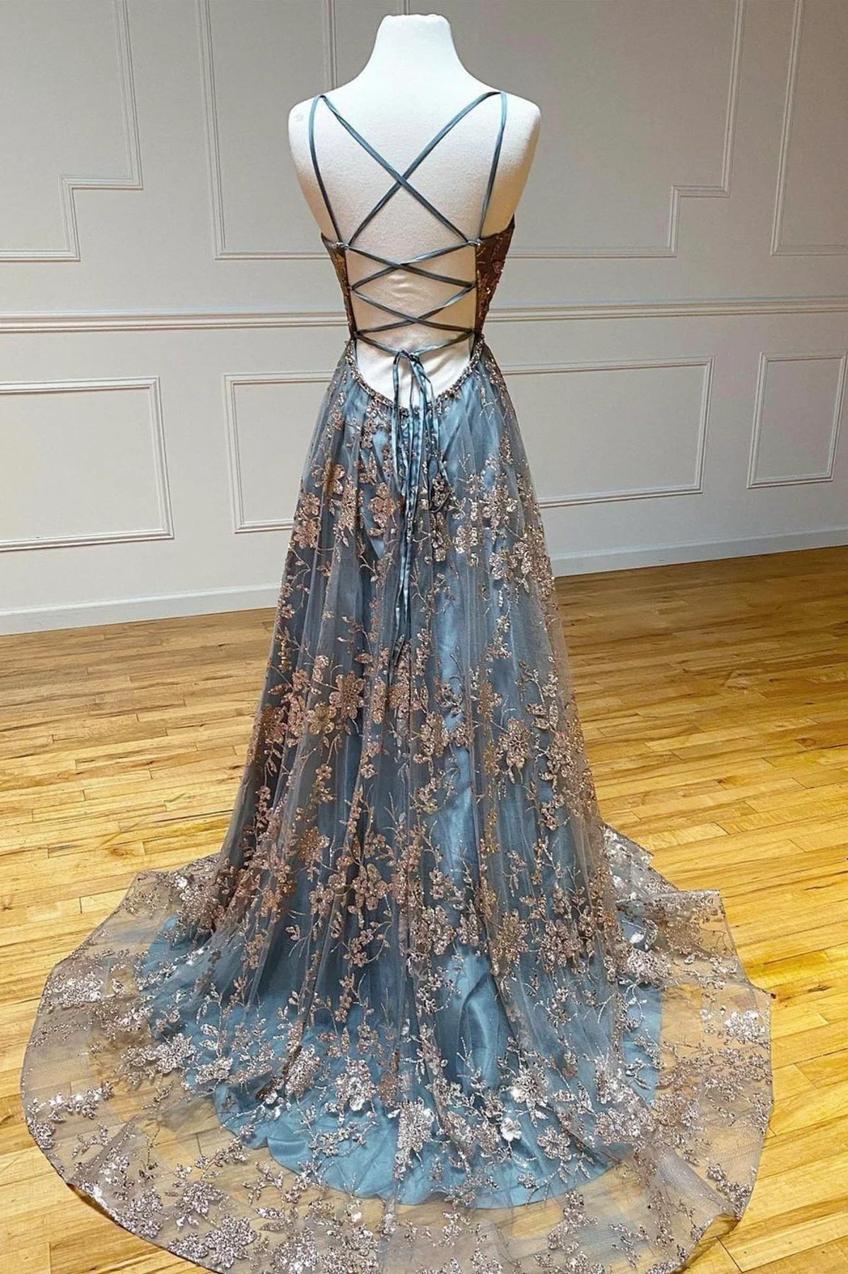 A-Line Spaghetti Straps Grey Tulle Sequins Long Prom Dresses