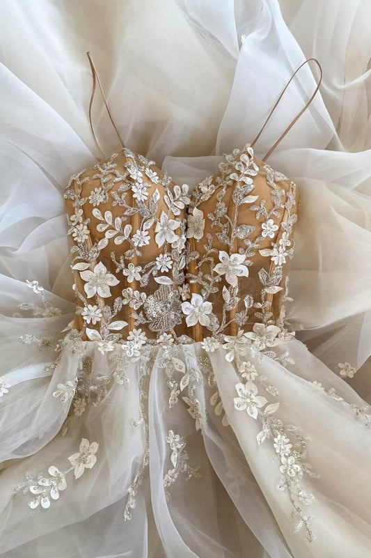 A-line Chiffon Beads Wedding Dresses With Applique