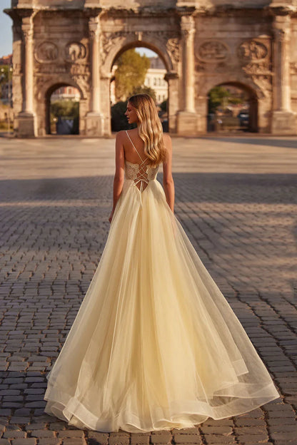 Dress Green Tulle Beauty Spaghetti Straps Plunging V Neck Embroidered Bodice And A Ball Gown Silhouette Prom Dress