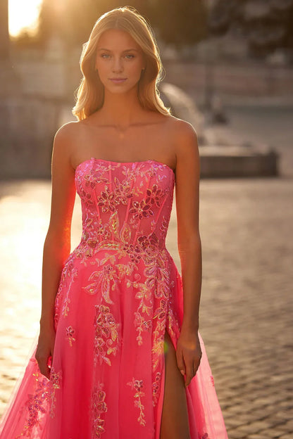 Dress Pink Tulle Gown Strapless Design Embroidered Bodice Tulle Skirt And A Ball Gown Shape Prom Dress